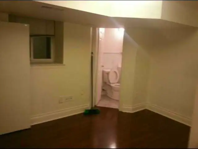 Cozy BSMT Pvt Room   Pvt Ens Bath | Steps to Dufferin Subway