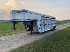 Stock trailer