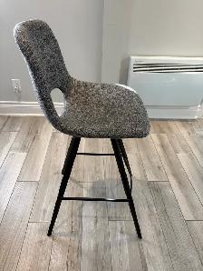 Bar Stools - Photo 2