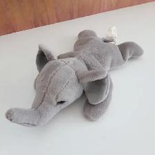 BEAU BÉBÉ ÉLÉPHANT NEUF GRIS TRÈS DOUX, 1 0'LONGx5'HAUT: $10.00 - Photo 2