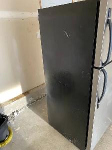 Stainless steel Fridge - Photo 3