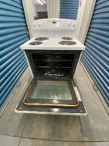 SLIGHTLY USED ELECTRIC STOVE - Photo 7