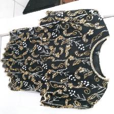 BEAU CHANDAIL NEUF EN TISSU NOIR ARGENT GR SMALL FEMME: $10.00 - Photo 3