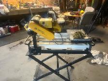 wet tile saw