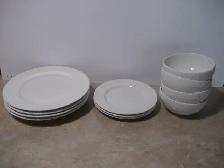 Misc box of dishes 12 pieces