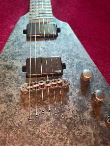 Schecter V-1 Juan of the Dead signature model - Photo 4