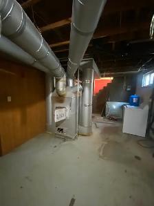 Huge old gravity fed furnace - Photo 2