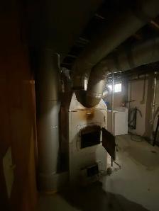 Huge old gravity fed furnace - Photo 3