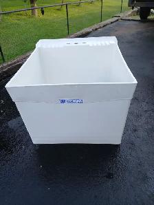 New Wash Basin with Legs - Photo 2
