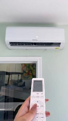 Split Air Conditioner - Photo 2