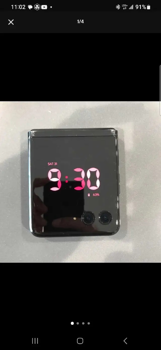 MOTOROLA RAZER PLUS 2024 PHONE BIG SCREEN CRACKED