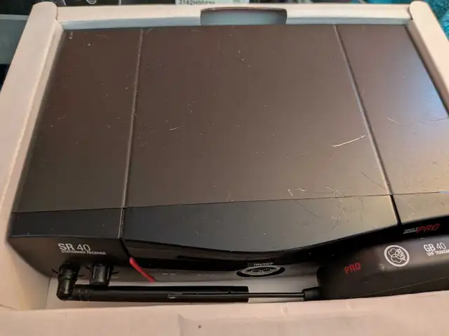 AKG SR 40 Stationary Receiver