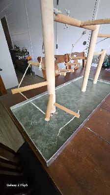 Aire de jeux/perchoir pour oiseaux en bois - Photo 6