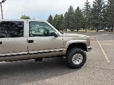 2000 2500 GMC Truck - Photo 2