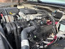 2000 2500 GMC Truck - Photo 6