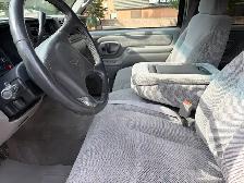 2000 2500 GMC Truck - Photo 9