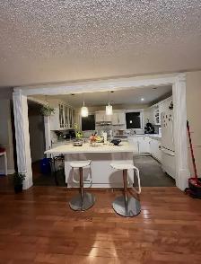 Room Near Seneca College | Finch & Victoria Park | Females Only - Photo 2