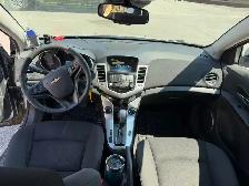 2016 Chevrolet Cruze 4dr Sdn LT w/1LT - Photo 9