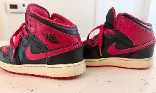 Jordan 1 Mid GS 5Y 'Bred/Gym Red' - Size 5Y - Worn - Photo 6