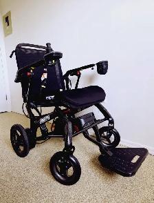 Pride Mobility Jazzy Ultra Light — Like New - Photo 2