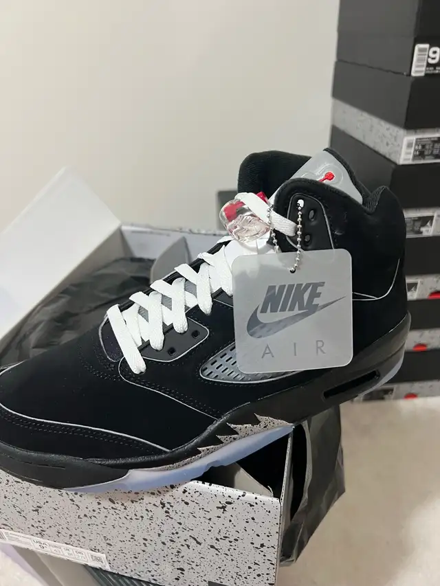 Brand New Jordan 5 Black Metallic Re-imagined