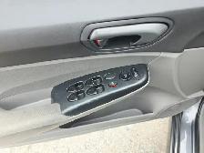 2010 Honda Civic Sdn  Manual Transmission Air Conditioning - Photo 15