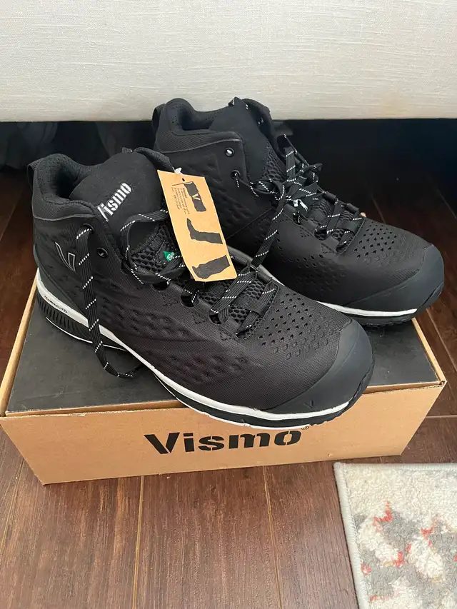 Brand new safety shoes for only $ 85