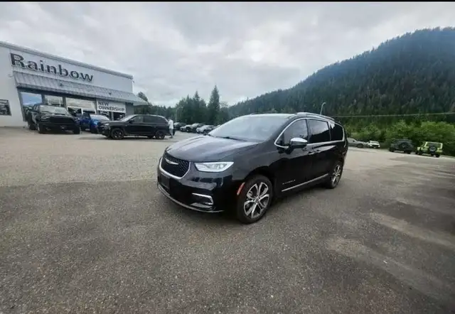 2024 Chrysler Pacifica Pinnacle