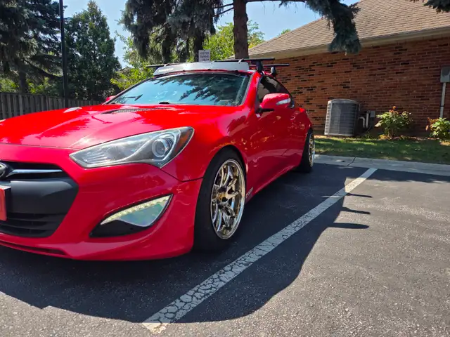 2013 HYUNDAI GENESIS COUPE 3.8 GT V6 FORSALE. 11000 OBO. AS IS.