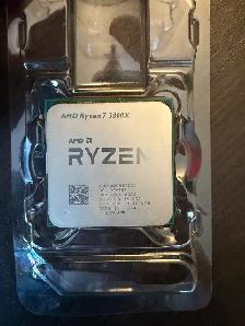 AMD Ryzen 7 3800X