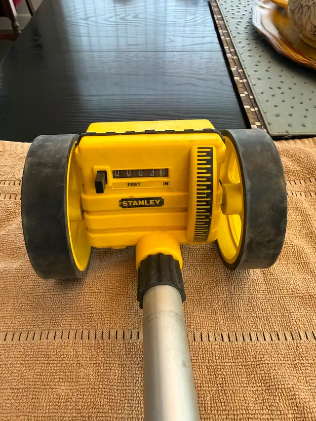 Stanley Dual-Wheel Compact Measuring Wheel