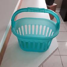 GRAND PANNIER NEUF PLASTIQUE VERT 6'HAUTx10'LARGE SUPPORT $10.00