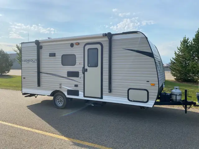2019 keystone hideout 175lhs