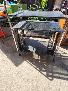 Stereo stand