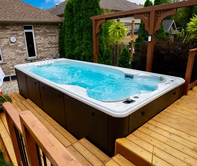 Hottub and Swimspa repairs- call 289-933-0693
