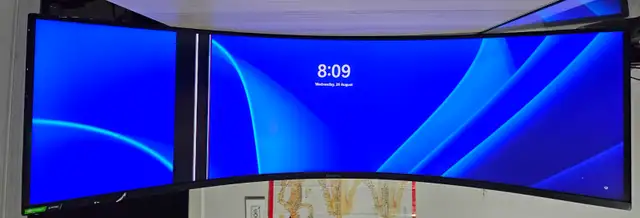 Samsung G9 Odyssey 49' curved monitor only $190 as is