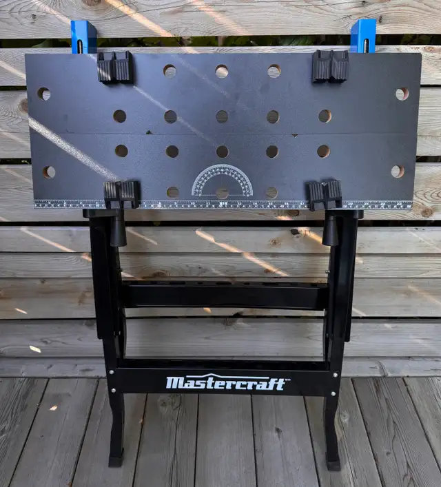 Établi de travail pliable Mastercraft avec étau intégré