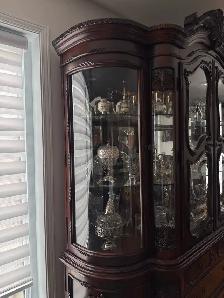 Vaisselier/Buffet en bois massif sculpté - Photo 2