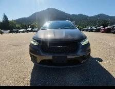2023 Chrysler Pacifica Touring L - Photo 2