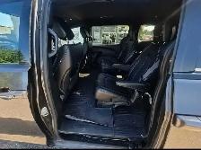 2023 Chrysler Pacifica Touring L - Photo 8