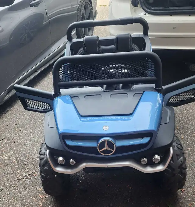Kids Ride on Unimog - Mercedes Benz