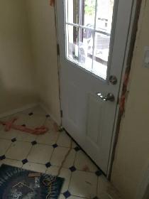 sellingfik$ing exterior door frame crack. we also do install y - Photo 2