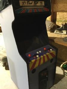 2 Coin-operated arcade games$600 FOR BOTH! - Photo 2