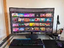 Great condition Samsung 32 inch curved computer Monitor screen