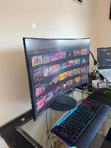 Great condition Samsung 32 inch curved computer Monitor screen - Photo 2
