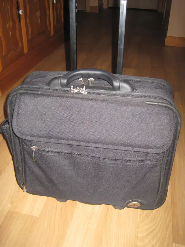 VALISE ORDI NEXTECH ROUES POCHETTES POIGNEE TELESC COMME NEUVE