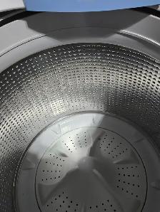 Whirlpool Washing Machine - Photo 2