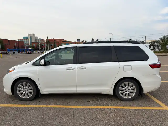 2015 Sienna AWD Limited