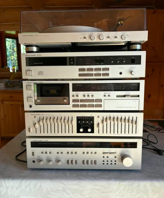 Stereo Unit ... SOLD