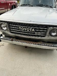 Toyota Land Cruiser Diesel HJ60 - Photo 3